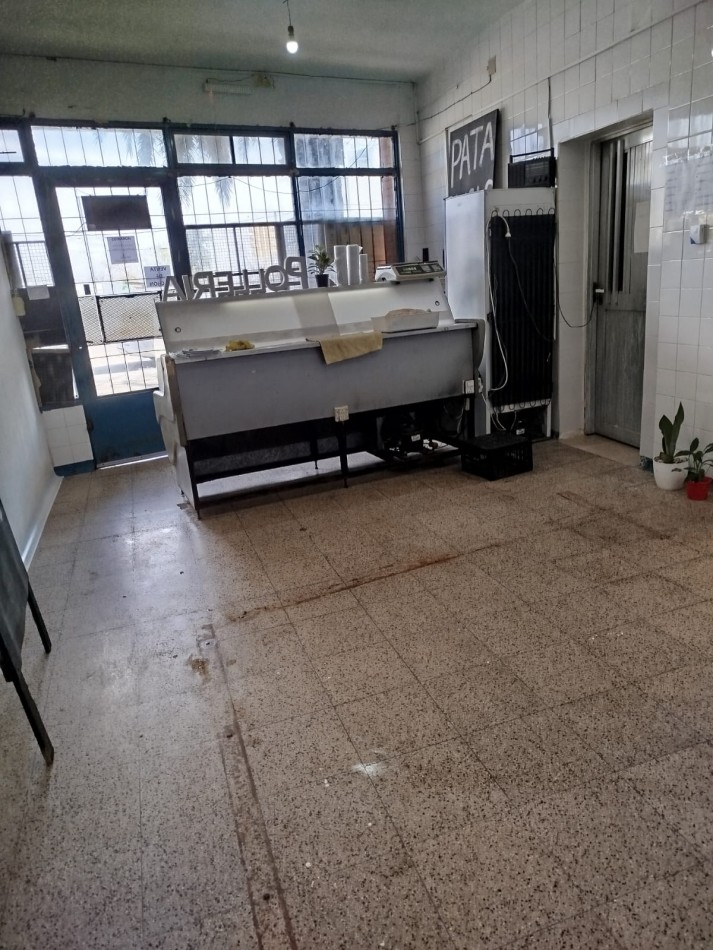 Propiedad Versatil, lista para adaptarse a distintos Proyectos Comerciales o Industriales.