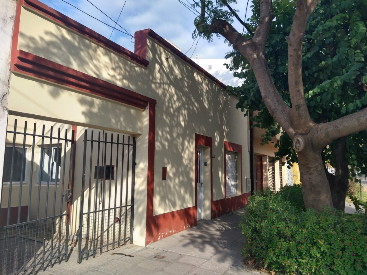  Gran casa con 6 dormitorios. Ideal familia numerosa o emprendimiento comercial