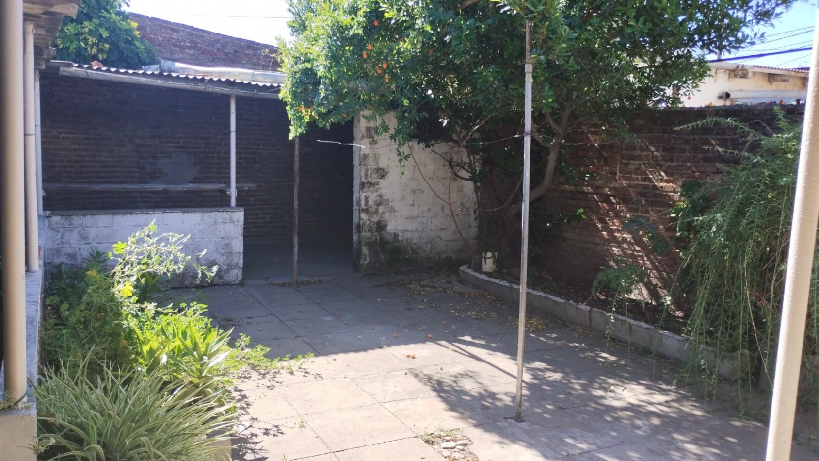 Casa frente COLEGIO VERNA