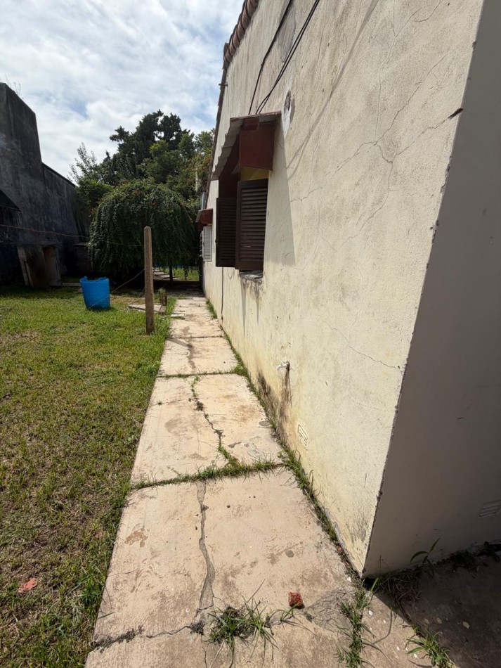  Casa ubicada en Avenida San Martin 5552 Monte Vera