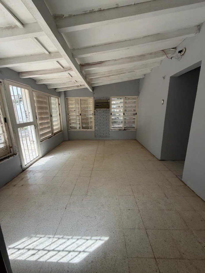  Casa ubicada en Avenida San Martin 5552 Monte Vera