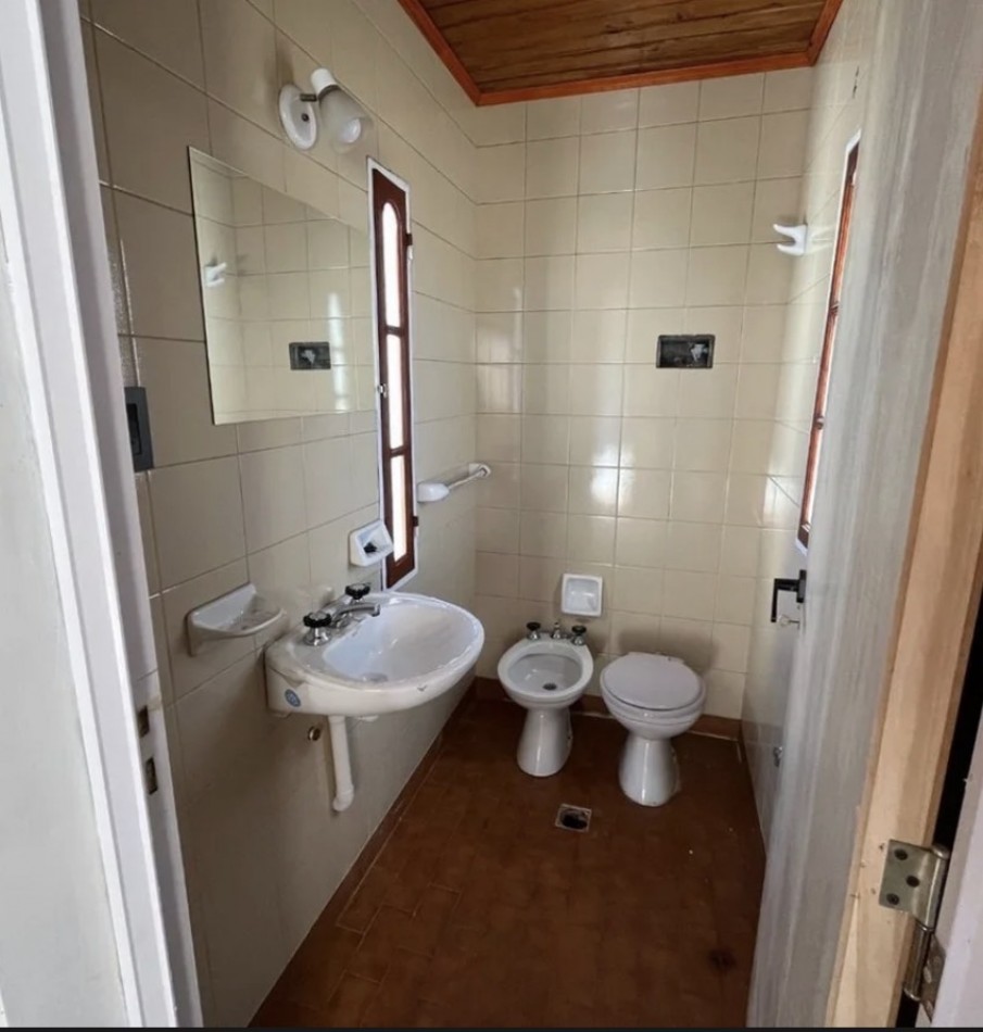 VENTA CASA + DPTO | GRAN UBICACION + EXCELENTE POTENCIAL | B° MAYORAZ