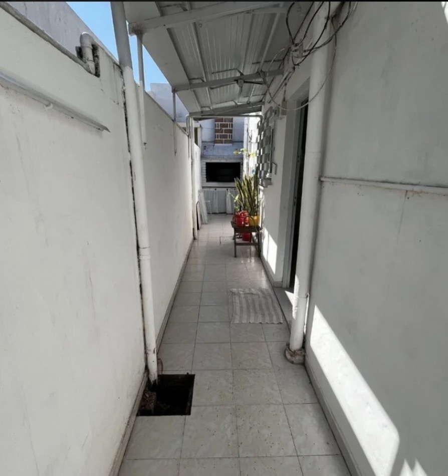 VENTA CASA + DPTO | GRAN UBICACION + EXCELENTE POTENCIAL | B° MAYORAZ