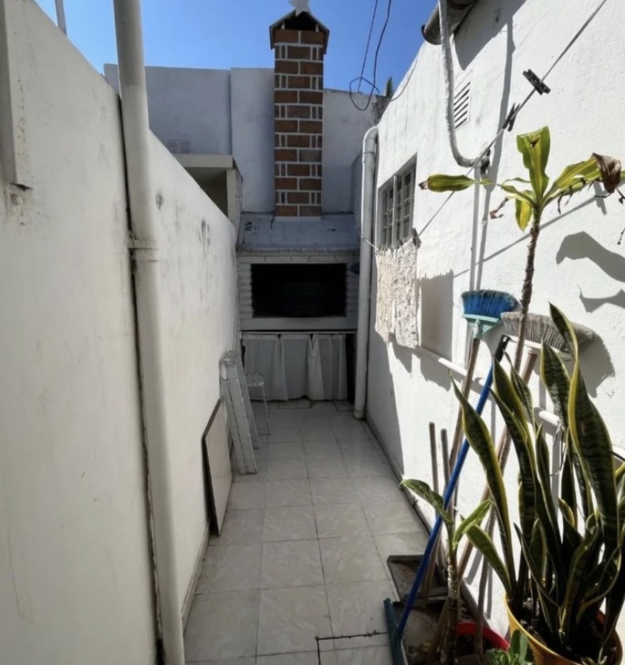 VENTA CASA + DPTO | GRAN UBICACION + EXCELENTE POTENCIAL | B° MAYORAZ
