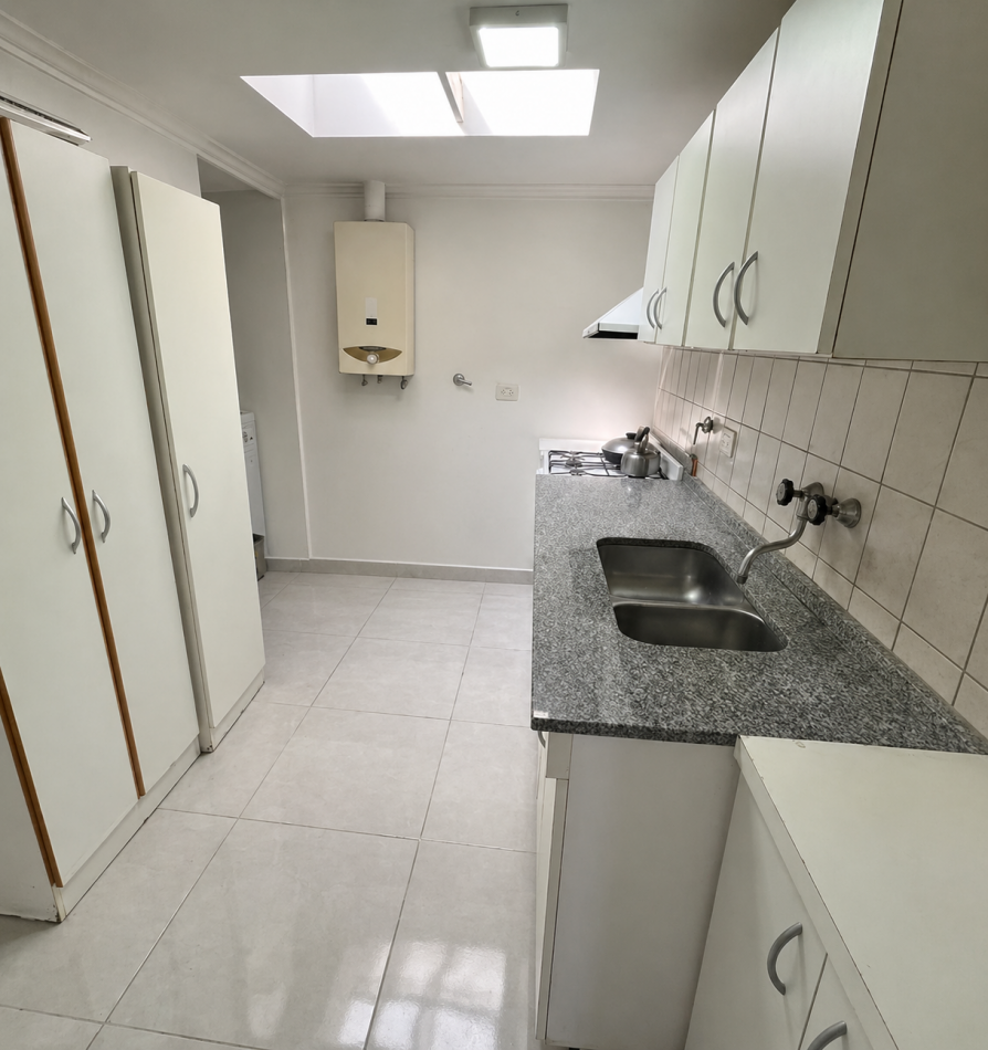 VENTA CASA + DPTO | GRAN UBICACION + EXCELENTE POTENCIAL | B° MAYORAZ