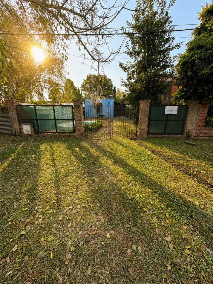 Casa con piscina en venta - Camelias 4420, Sauce Viejo